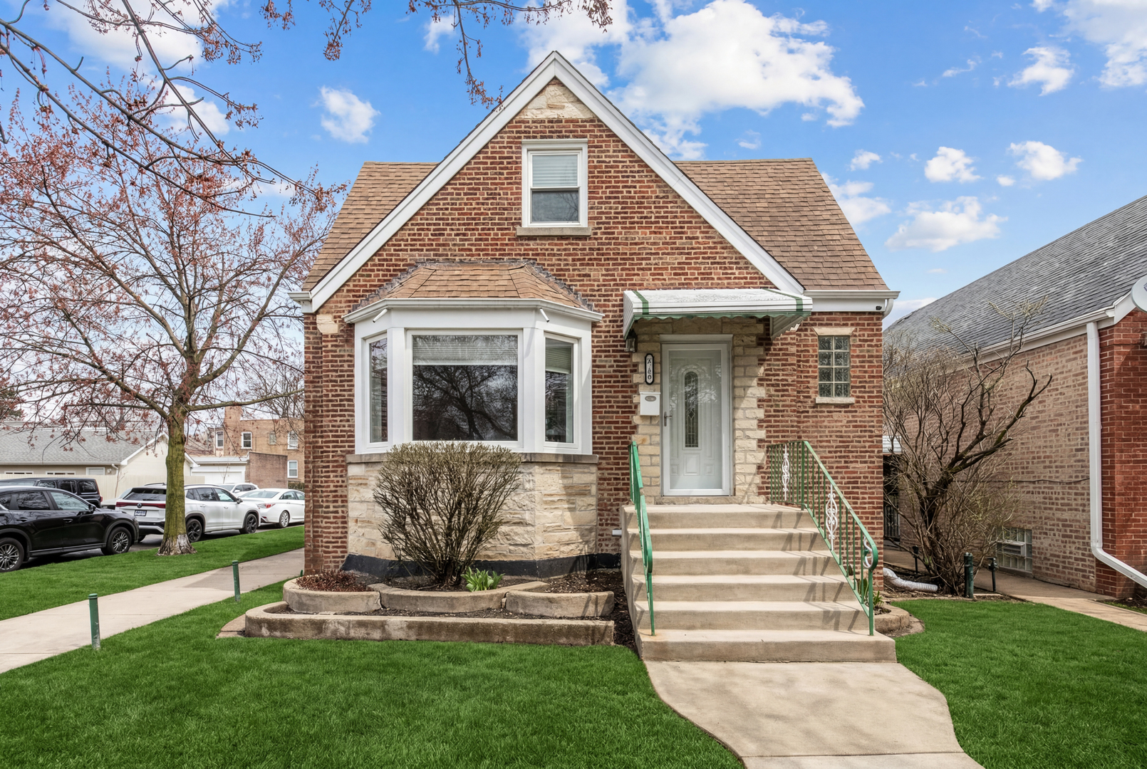 5158 W Carmen Avenue, Chicago, IL