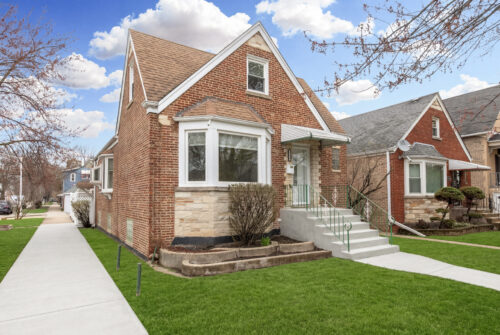 5158 W Carmen Avenue, Chicago, IL