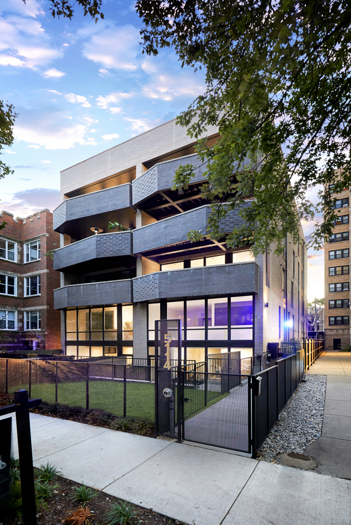 5114 S Kenwood Avenue #4B, Chicago, IL