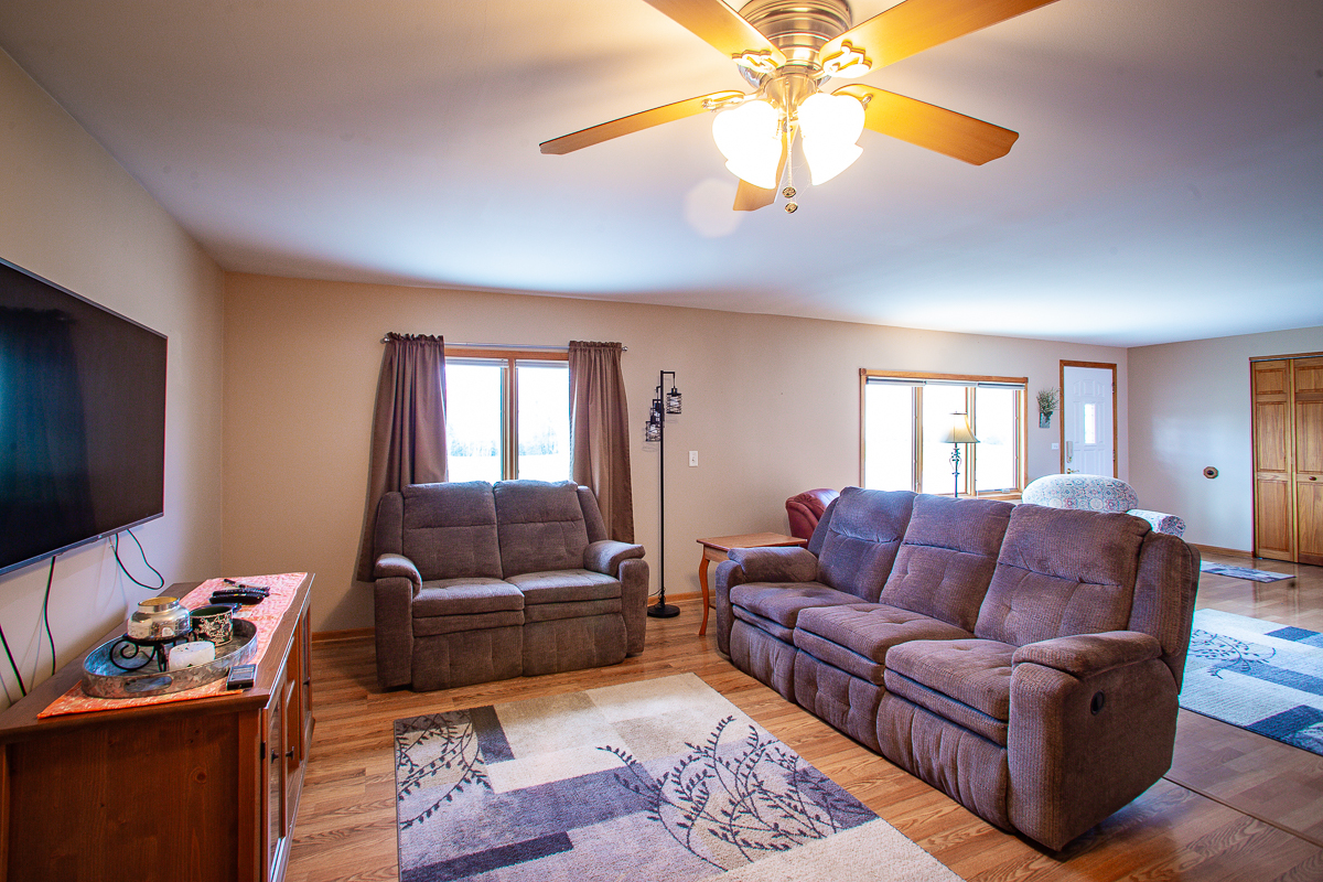 1500 Bates Lane, Schaumburg, IL