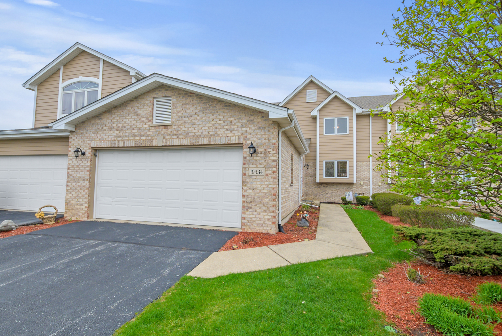 19334 Carrick Way, Tinley Park, IL