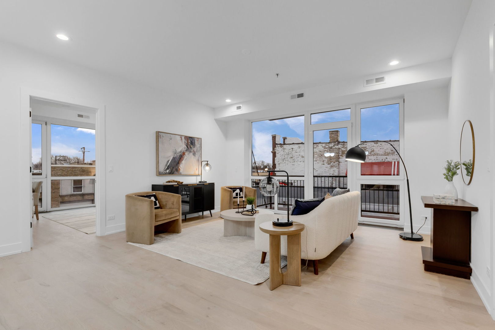 3204 N Kostner Avenue #301, Chicago, IL