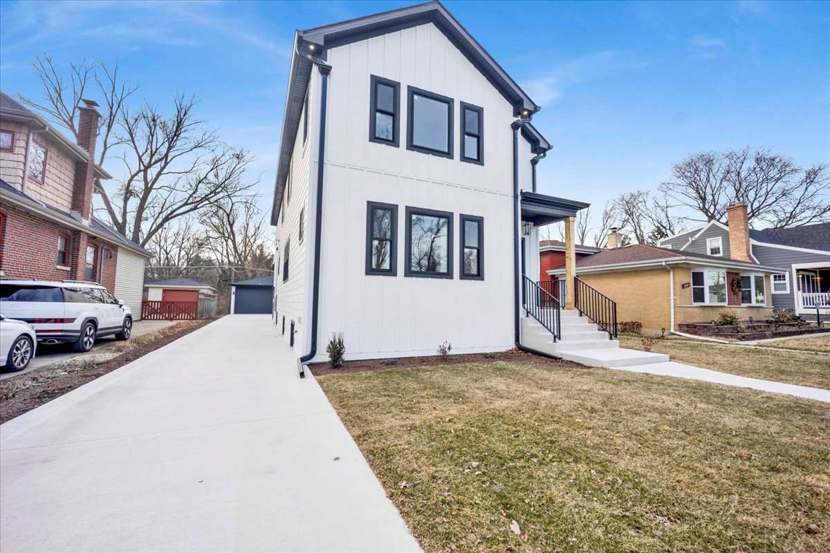 218 N Park Avenue, Lombard, IL