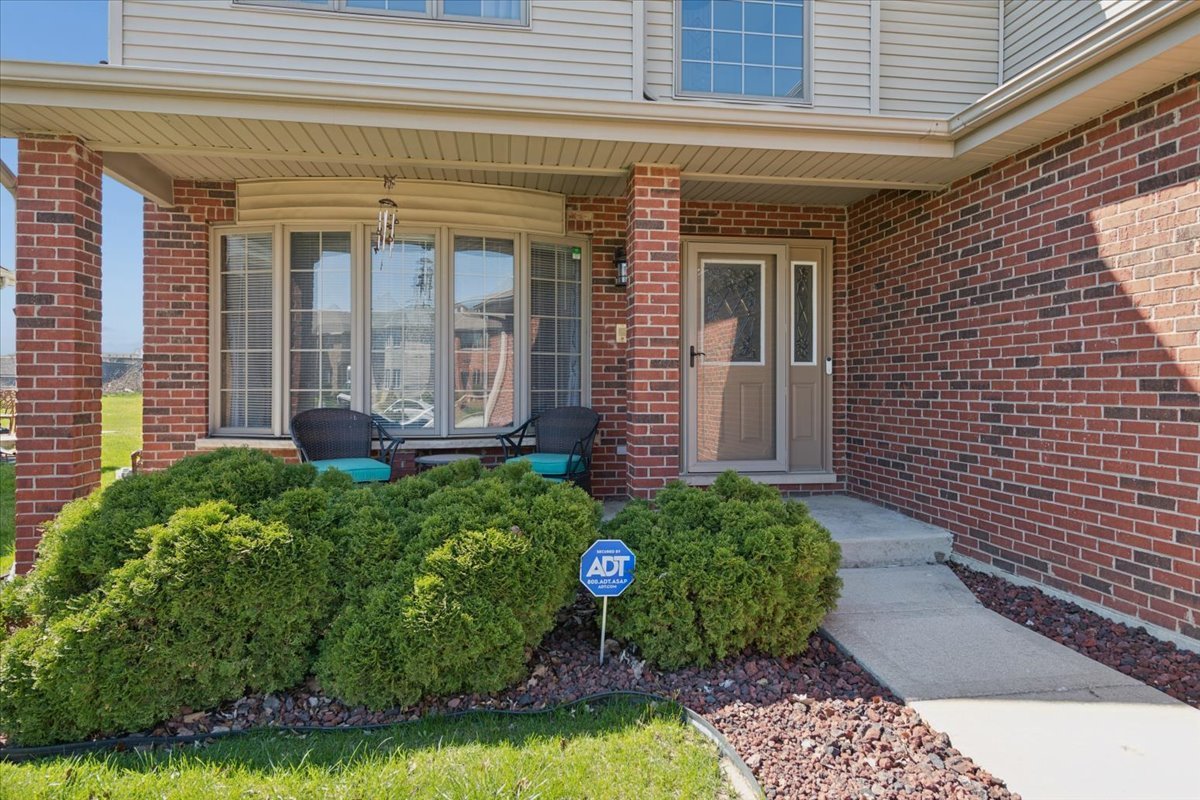 22124 Meadow Lake Place, Richton Park, IL