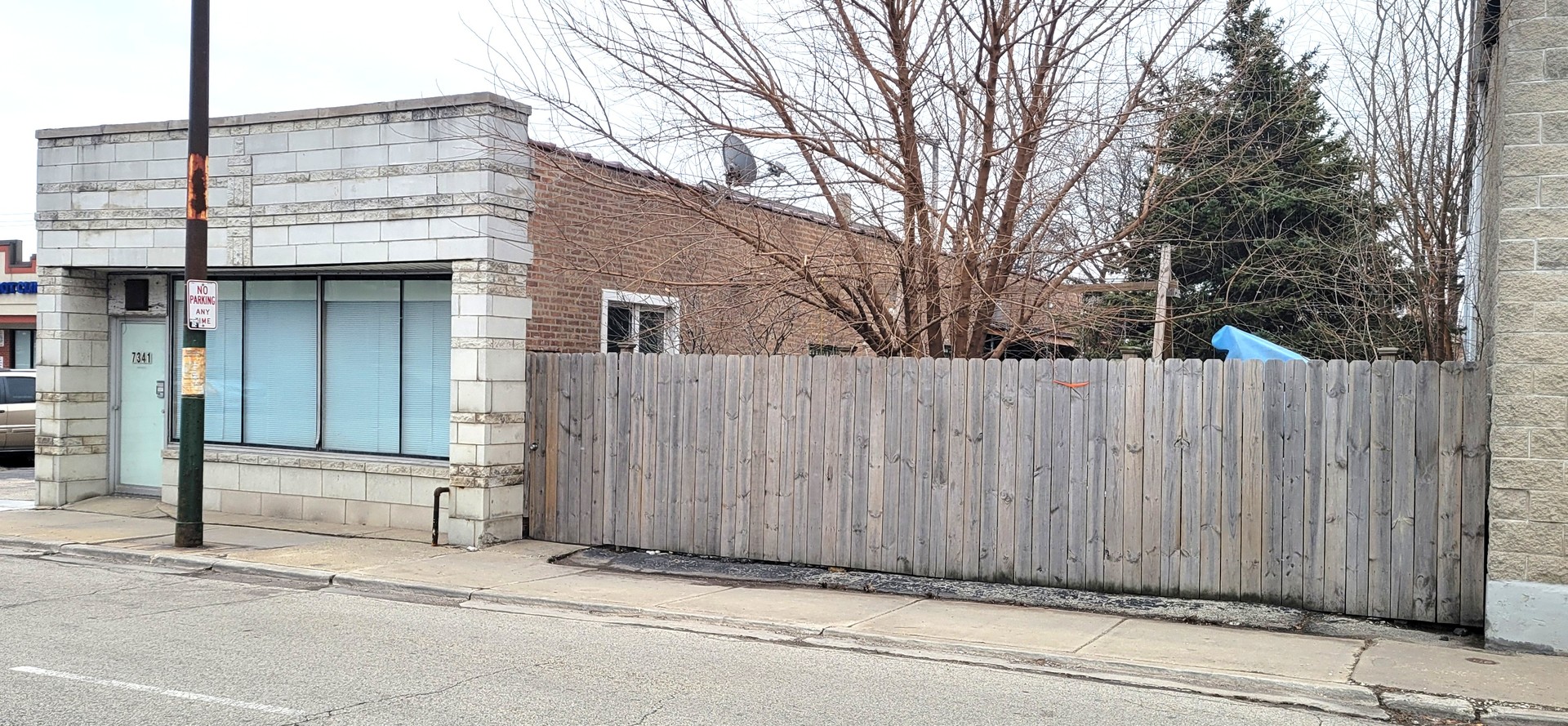 7341-43 W Irving Park Road, Chicago, IL