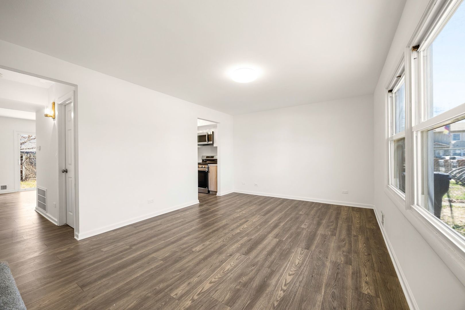 1231 Tobin Court, Waukegan, IL