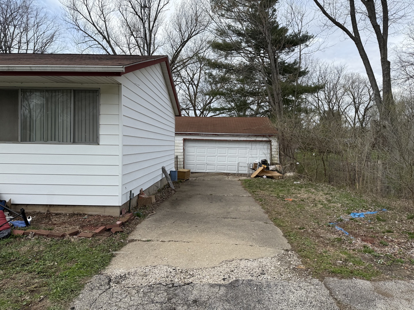 5847 Kirkwood Drive, Rockford, IL