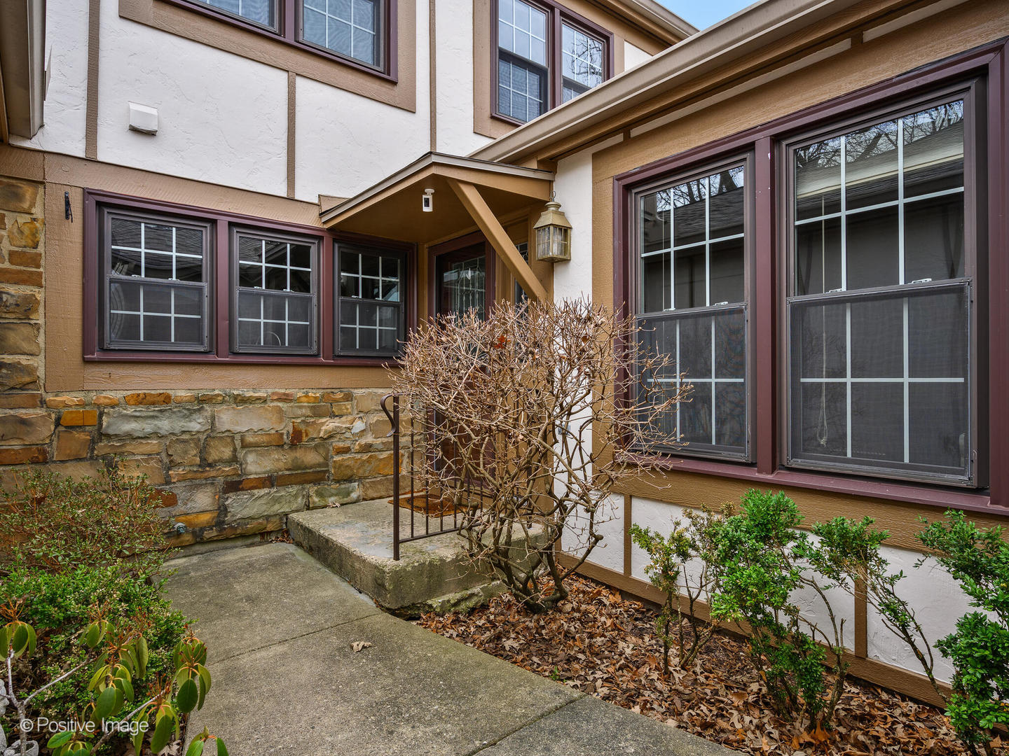 1150 Oakview Drive, Wheaton, IL