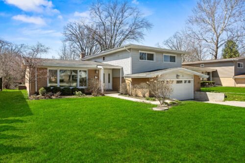 215 HIBBARD Road, Wilmette, IL