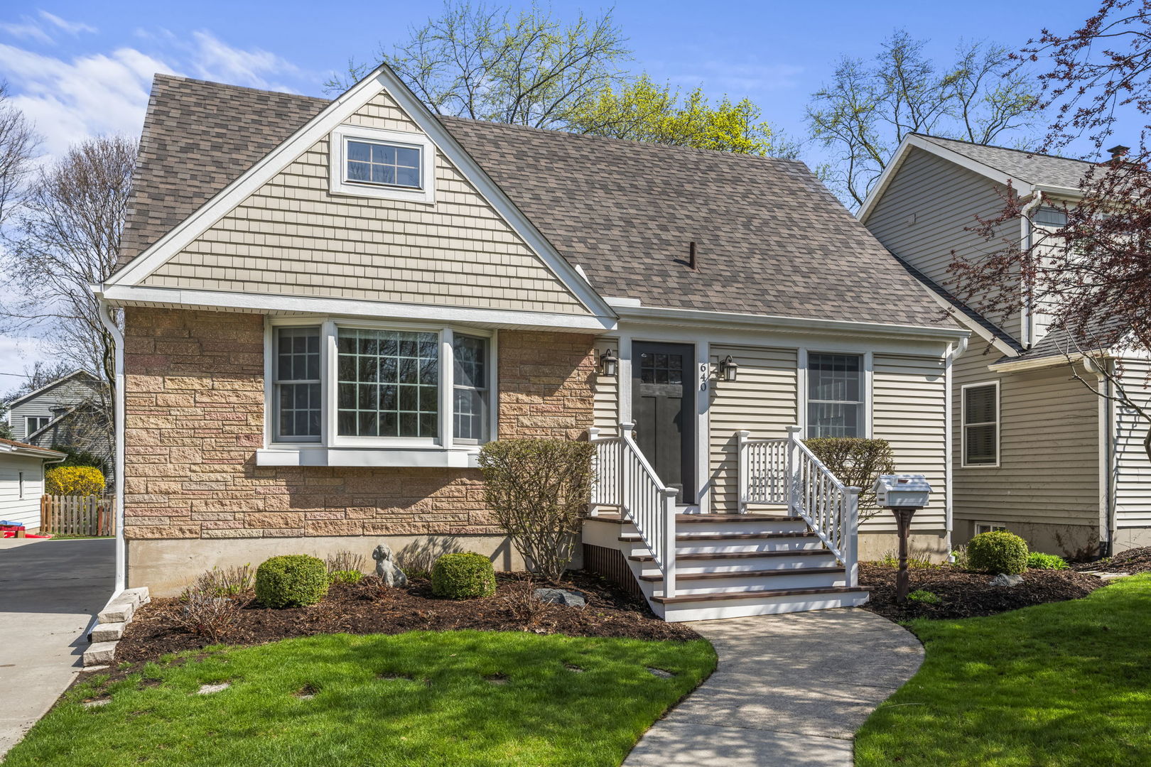 640 Meadow Lane, Libertyville, IL