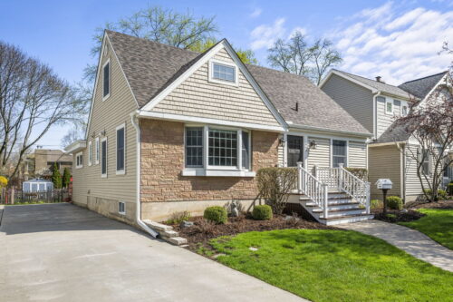 640 Meadow Lane, Libertyville, IL