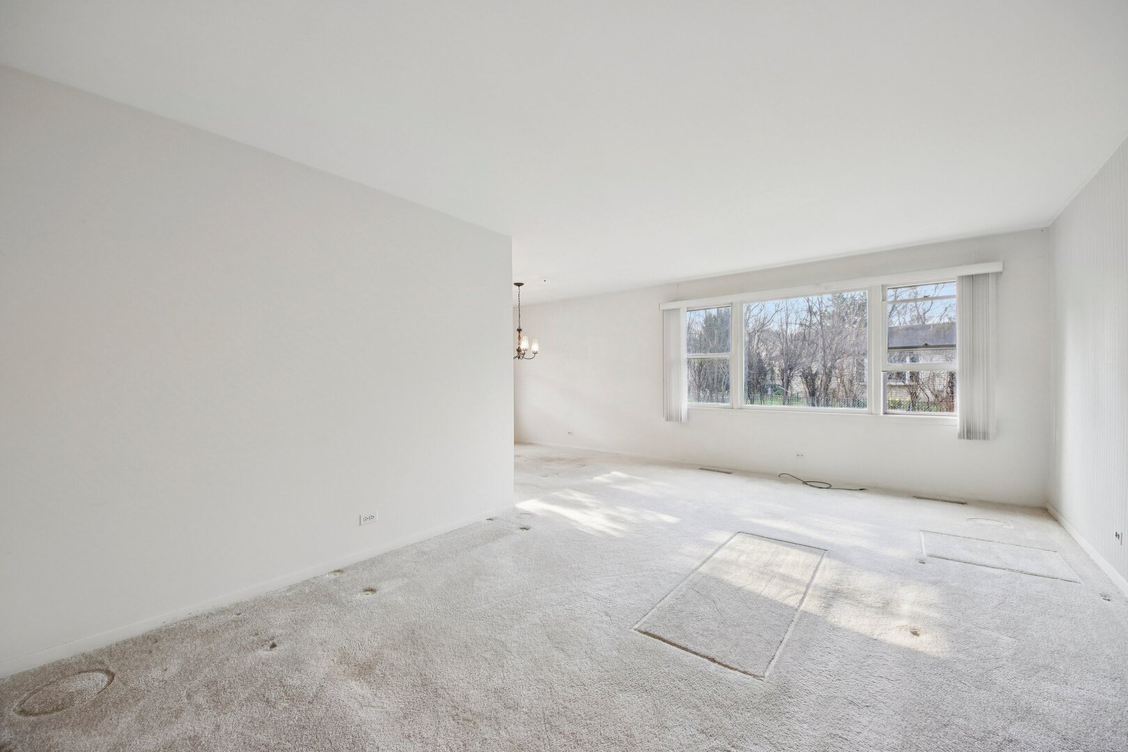 817 Belair Drive, Darien, IL