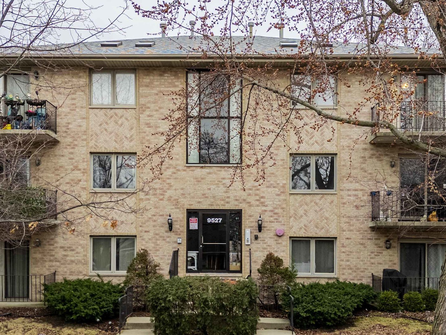 9527 S 54th Avenue #2B, Oak Lawn, IL