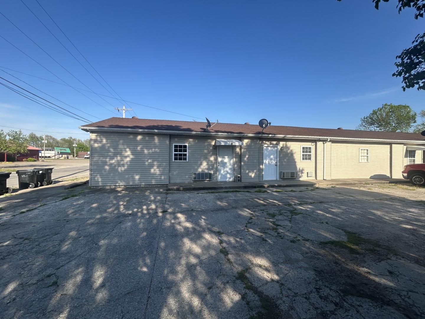 1160 E 8th Street, Metropolis, IL