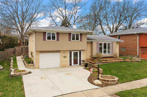 15120 Spruce Lane, Oak Forest, IL