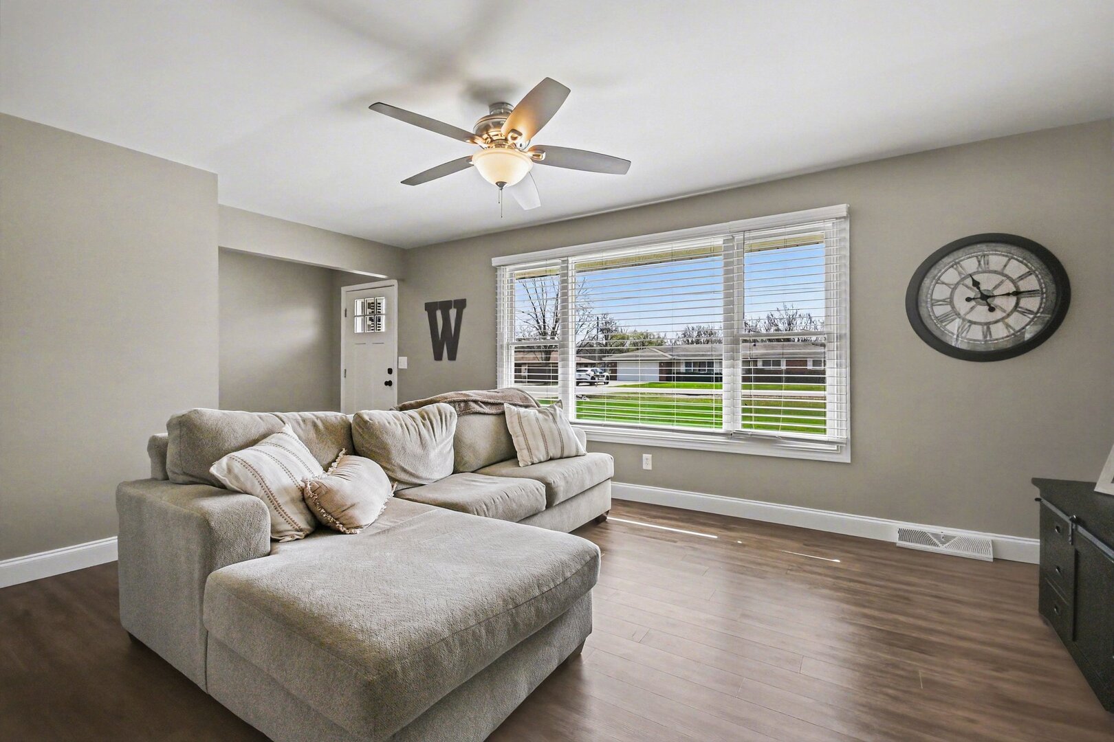 11612 N Brightway Drive, Mokena, IL