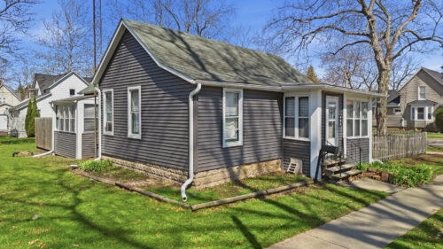 403 S 8th Street, DeKalb, IL