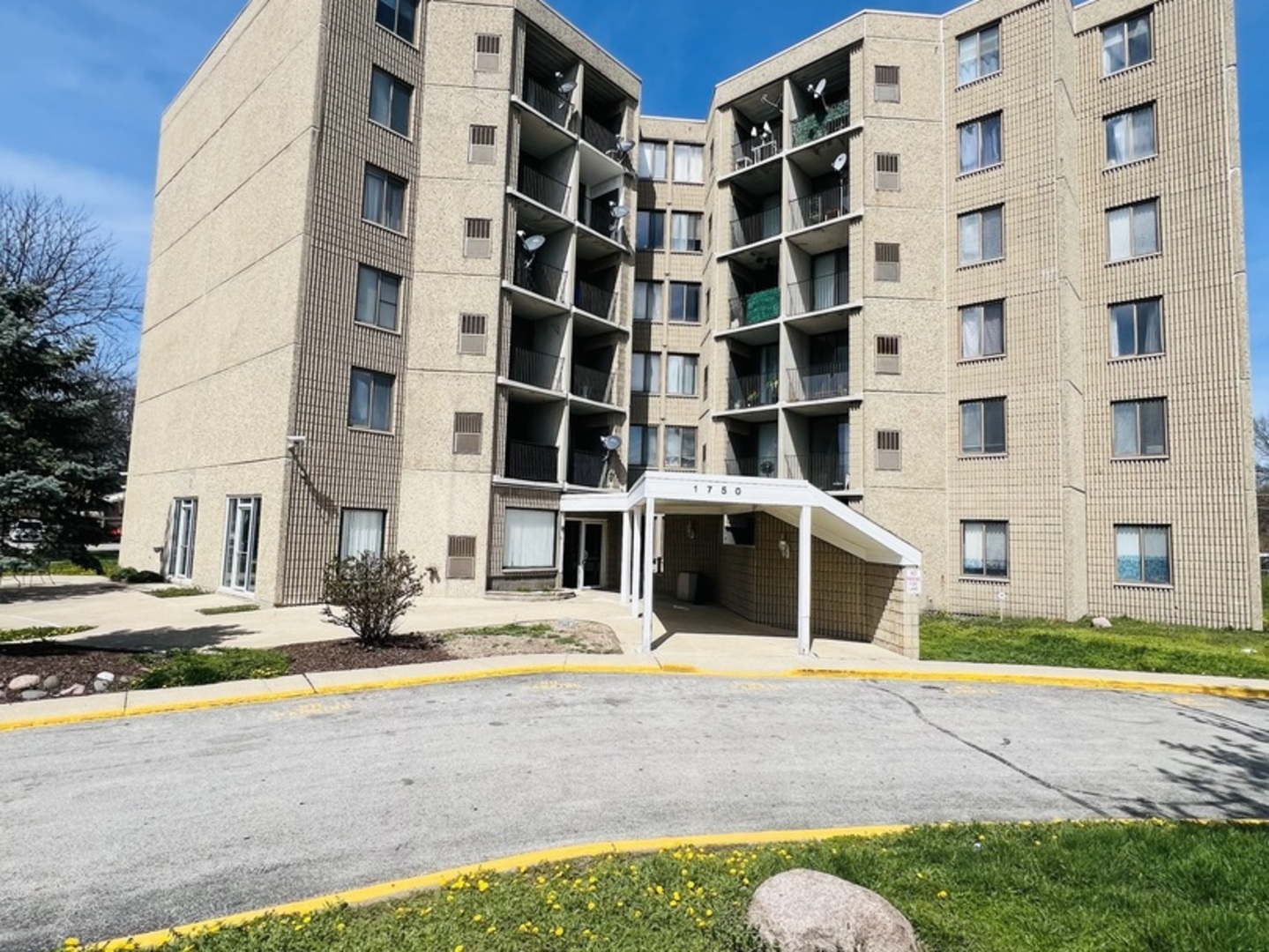 1750 N Marywood Avenue #513, Aurora, IL