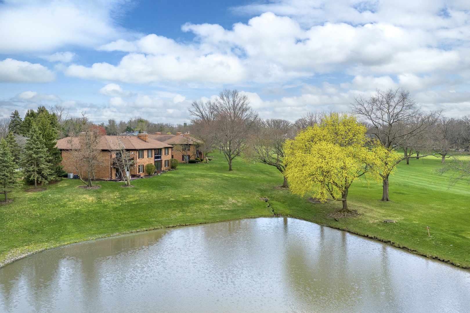 90 Golf View Lane #A, Frankfort, IL