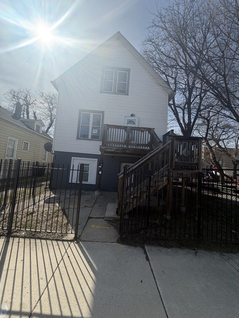 7340 S Maryland Avenue, Chicago, IL