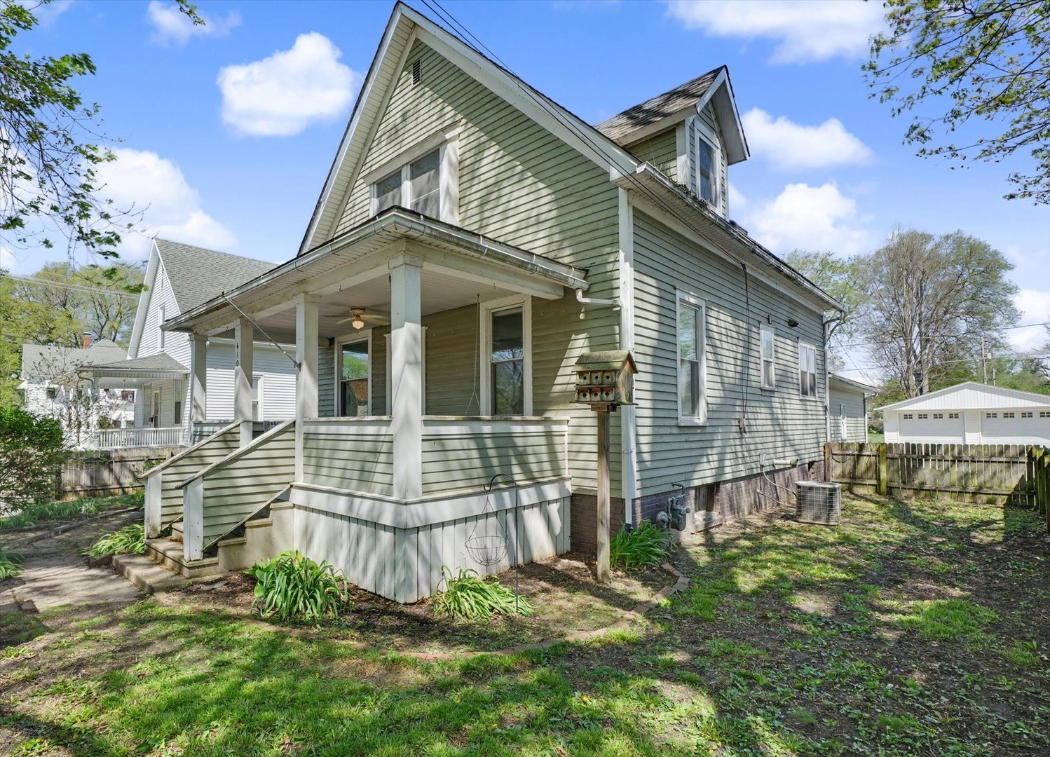 410 E LAFAYETTE, Monticello, IL