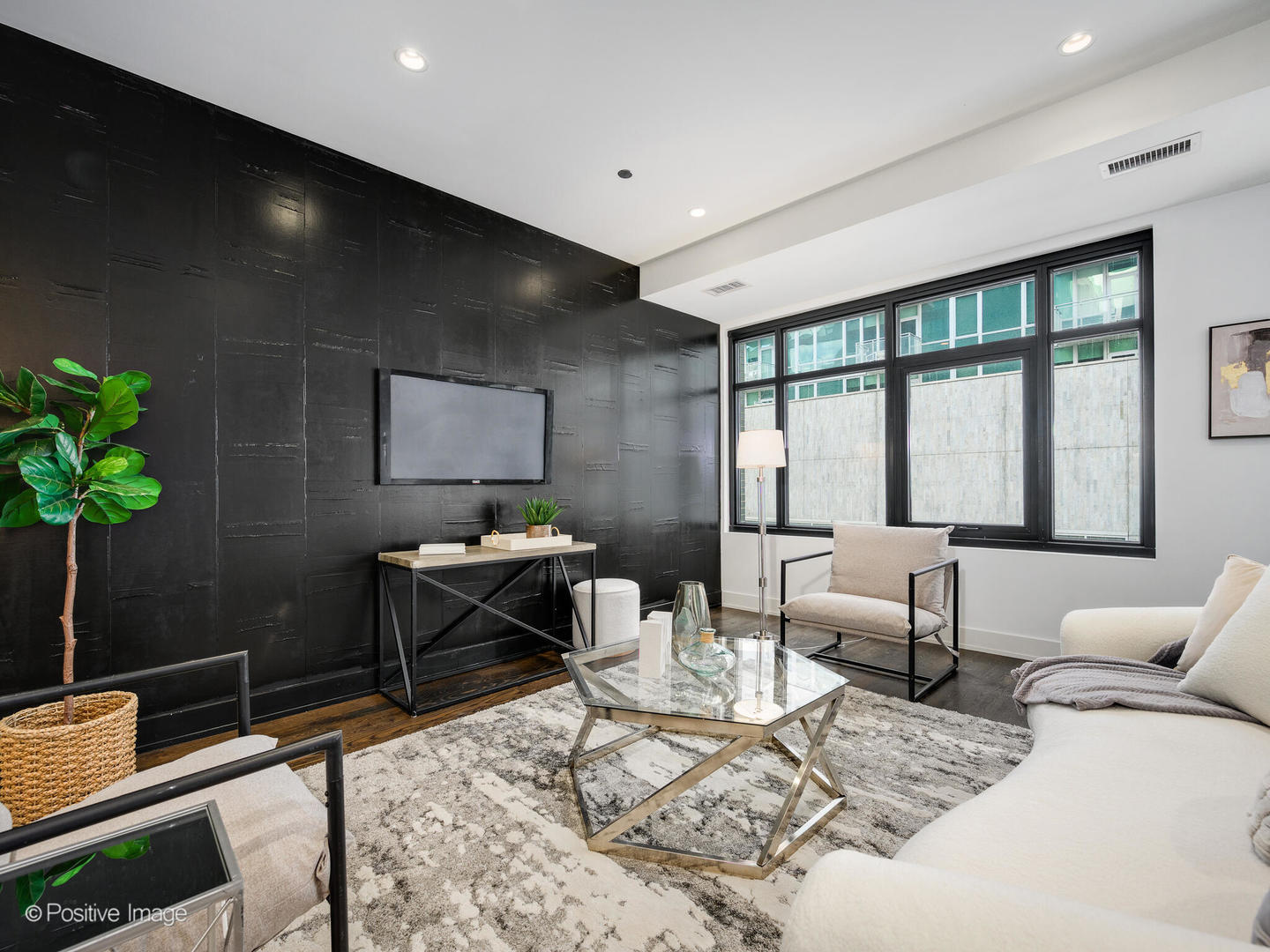 668 N KINGSBURY Street #406, Chicago, IL