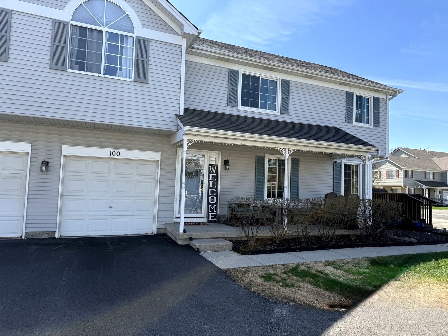 100 Village Creek Drive, Lake In The Hills, IL