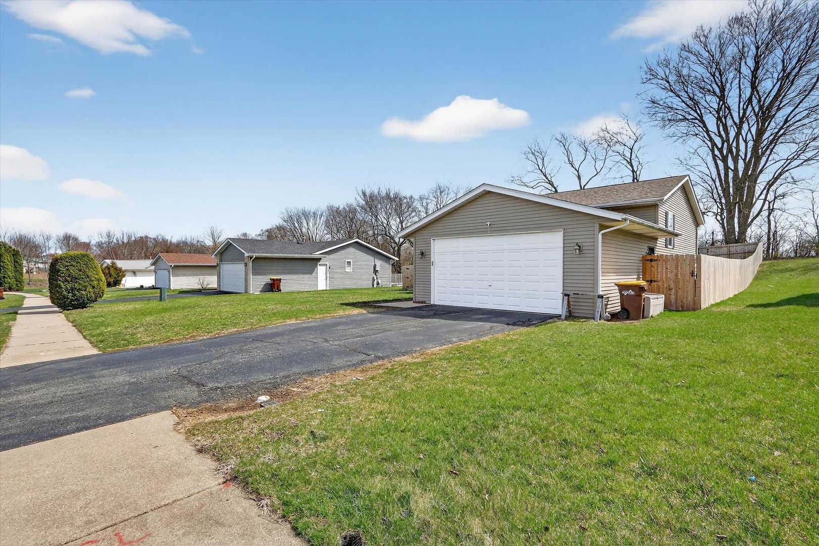 2683 Bluffside Drive, Rockford, IL