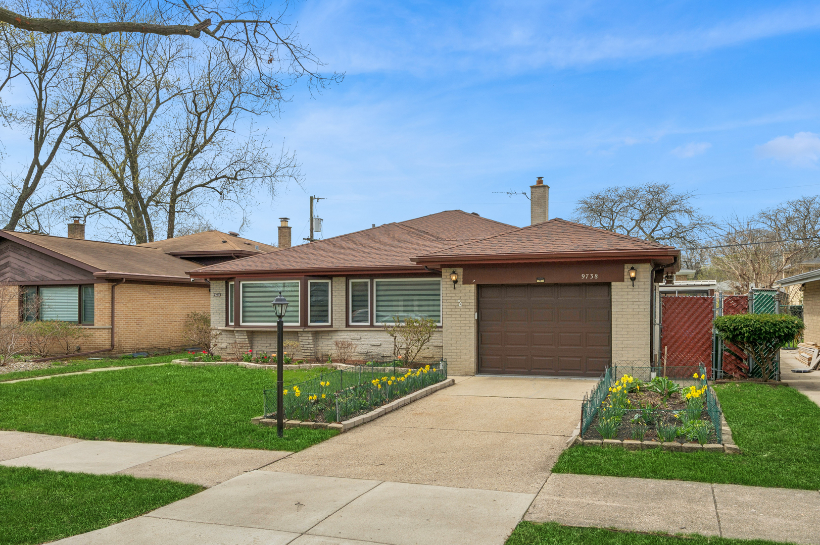 9738 Keystone Avenue, Skokie, IL