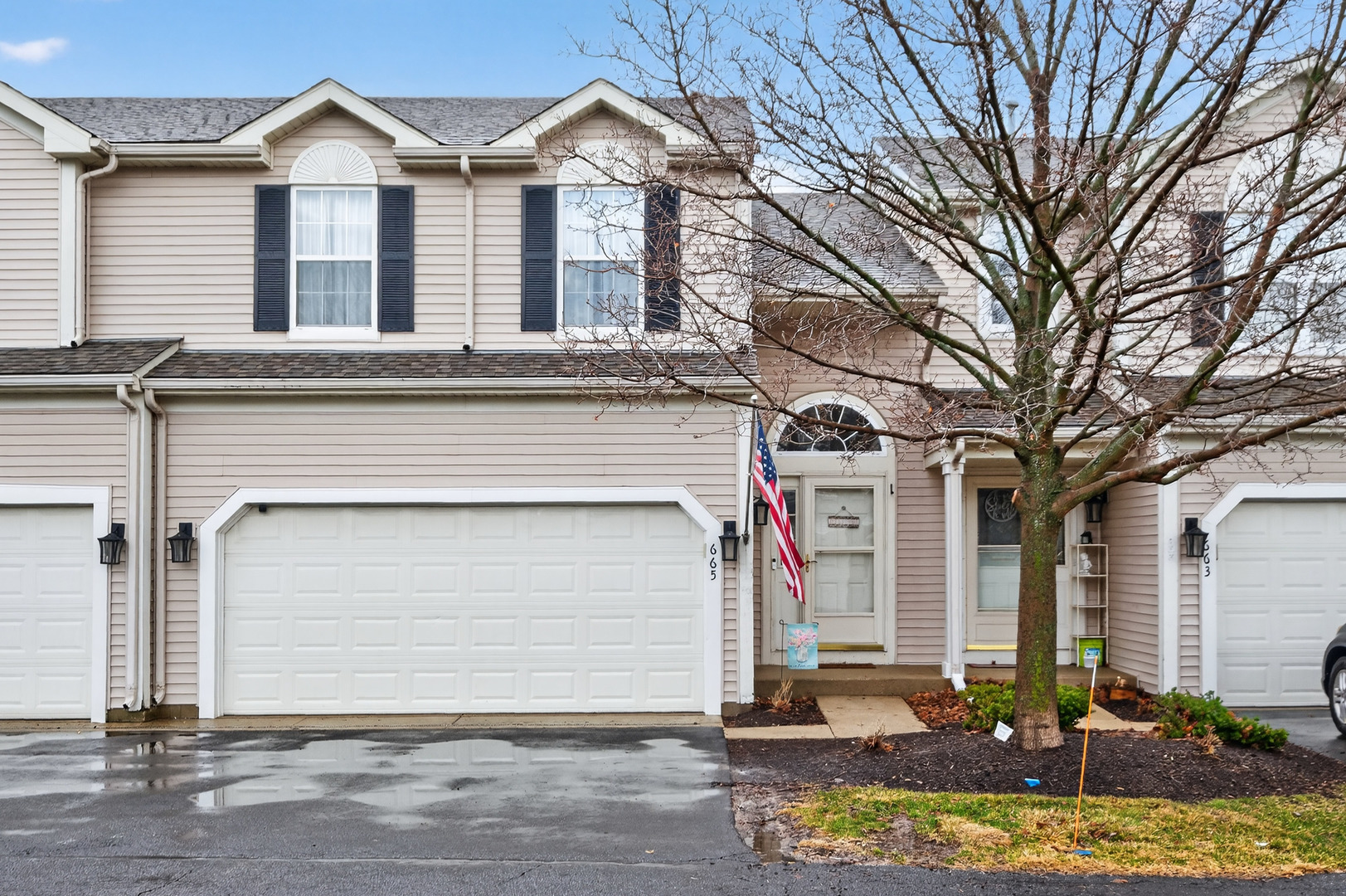 665 Kenwood Court, DeKalb, IL