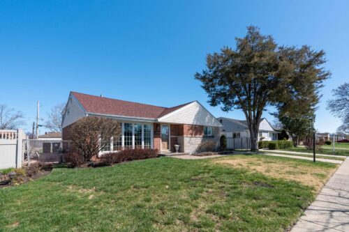 7528 Churchill Street, Morton Grove, IL