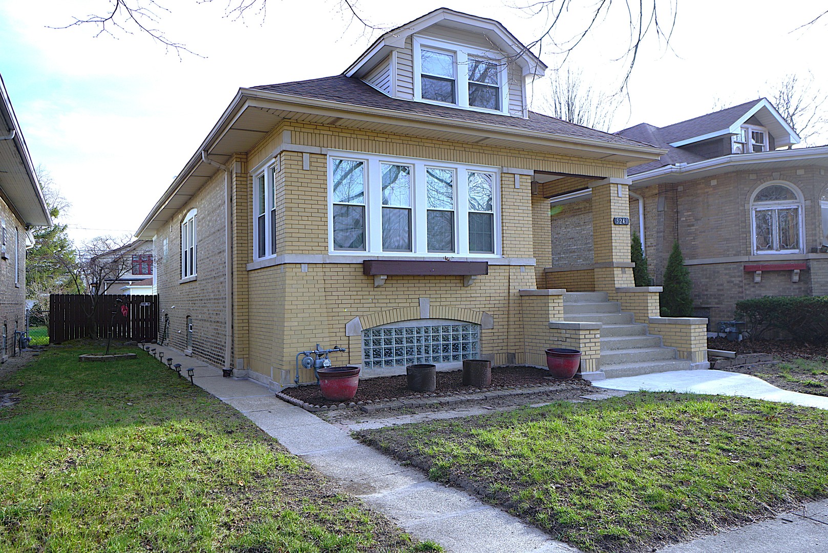 5249 Hoffman Street, Skokie, IL