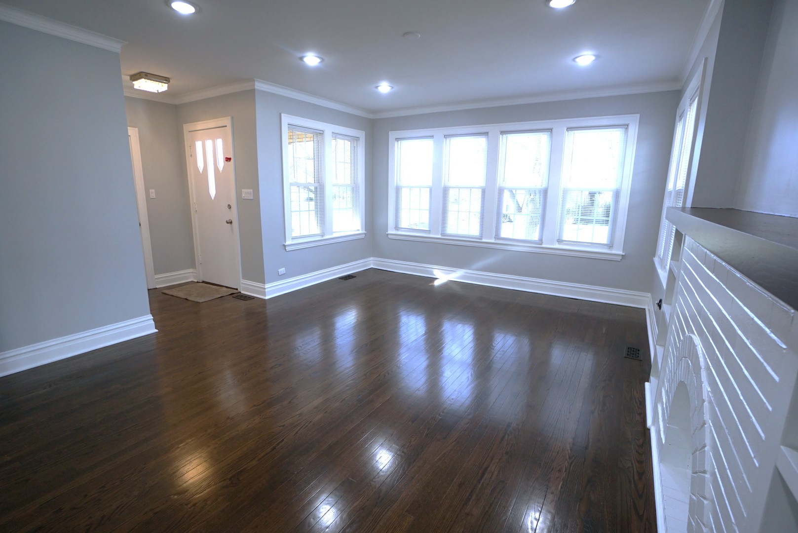 5249 Hoffman Street, Skokie, IL