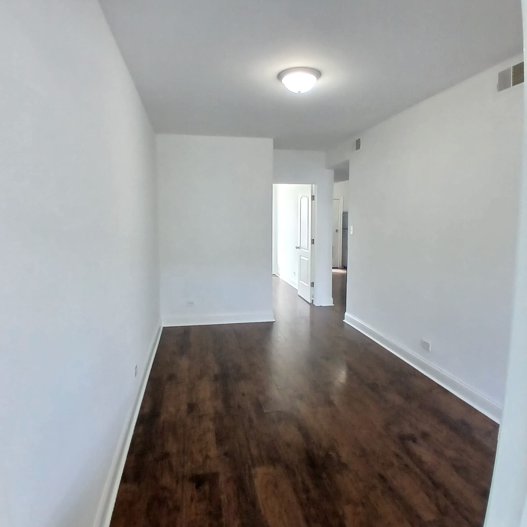 4876 W Armitage Avenue #2R, Chicago, IL