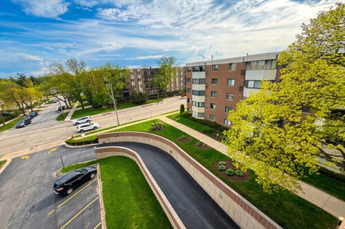 5500 Lincoln Avenue #510-E, Morton Grove, IL