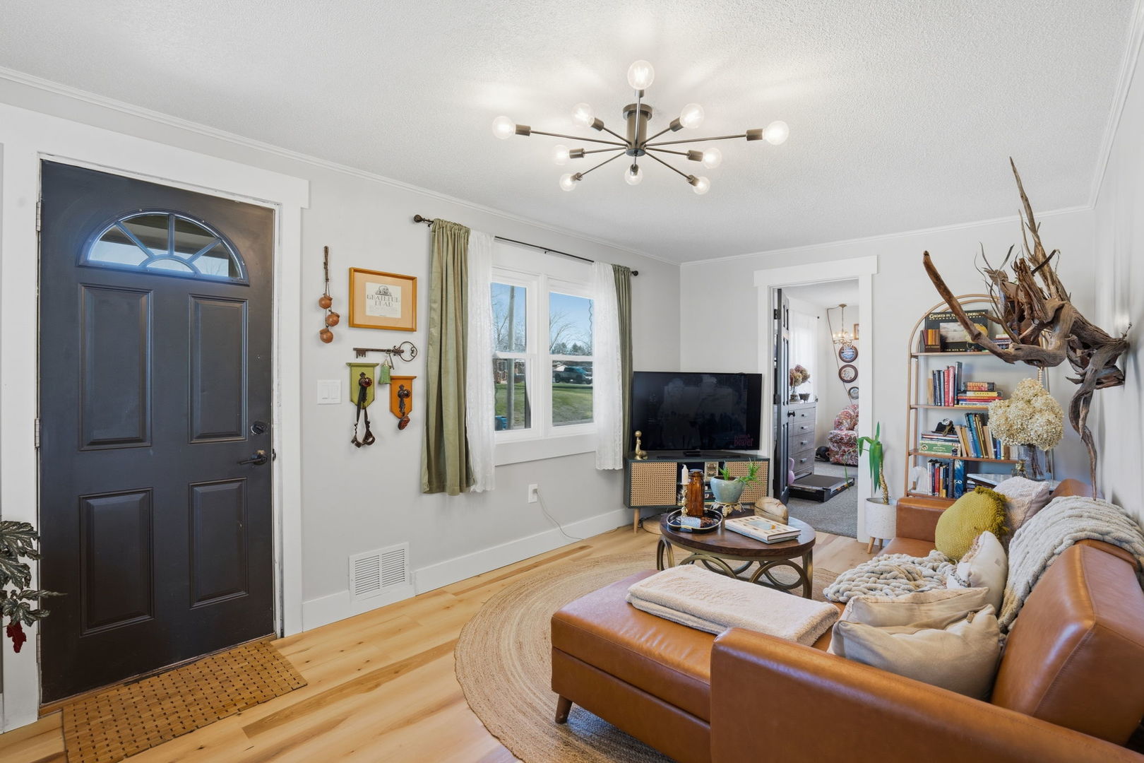 1507 W 38th Street, Davenport, IA