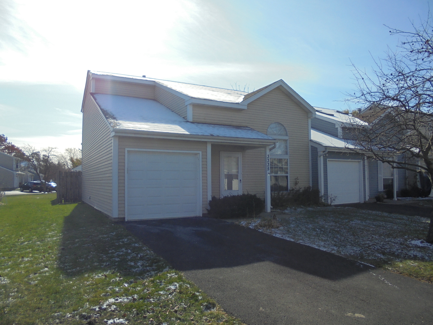 3335 Southport Drive, Island Lake, IL