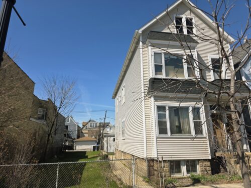 2712 N Western Avenue, Chicago, IL