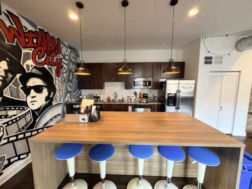 1360 N Milwaukee Avenue, Chicago, IL