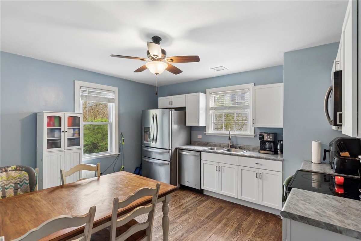 2107 Eshcol Avenue, Zion, IL