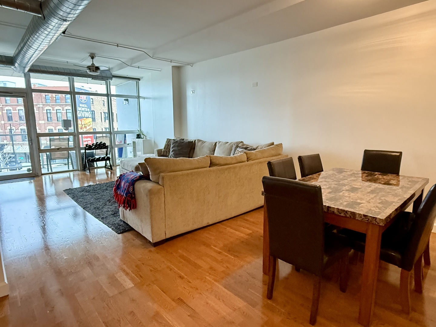 1610 W Fullerton Avenue #303, Chicago, IL