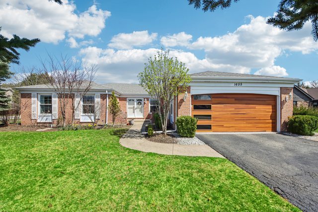 1655 Marie Lane, Glenview, IL
