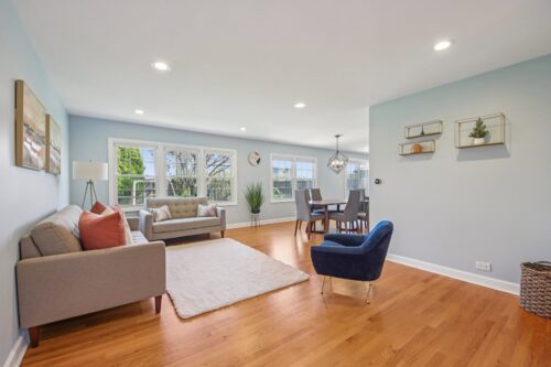 1655 Marie Lane, Glenview, IL