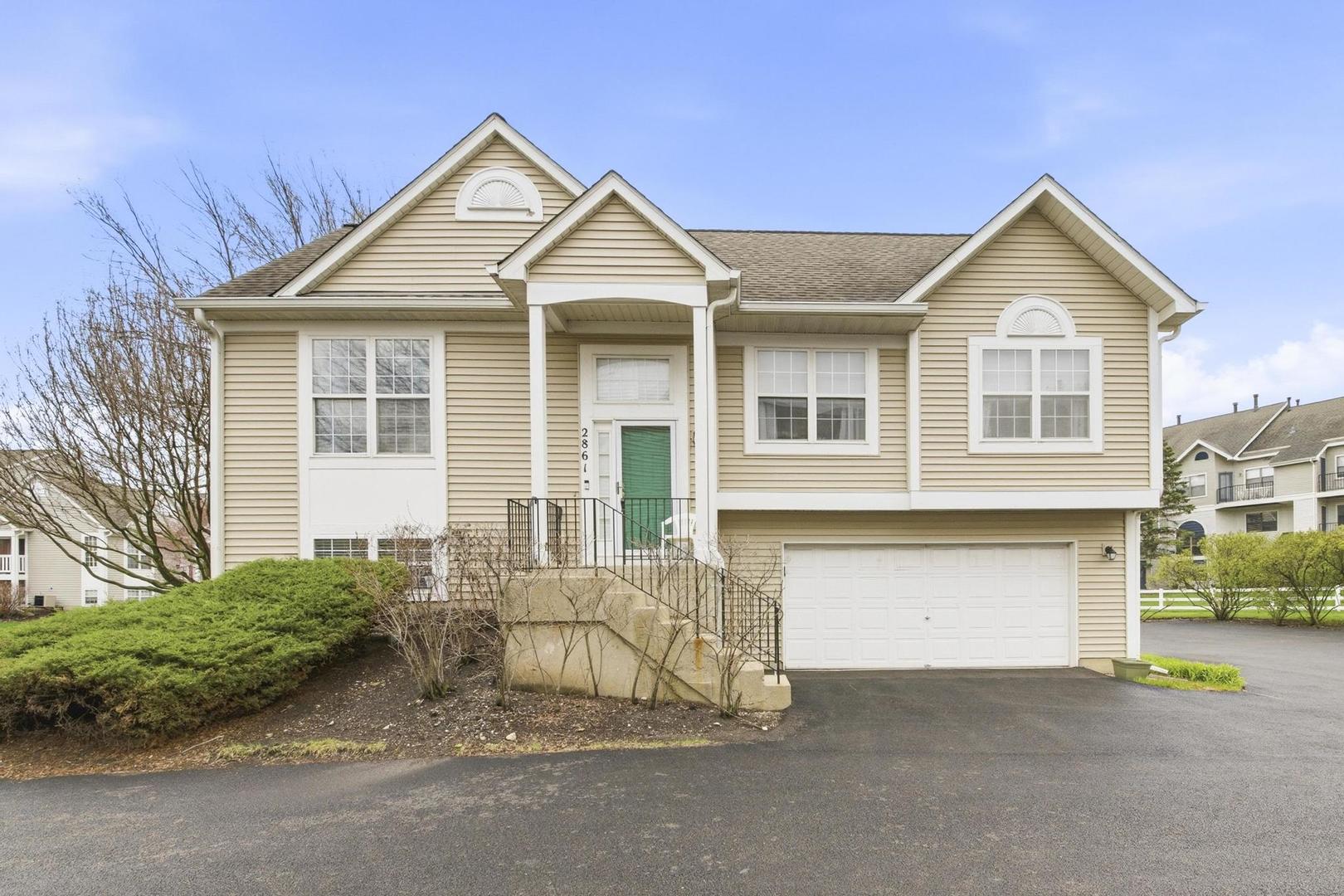 2861 Shelly Lane, Aurora, IL