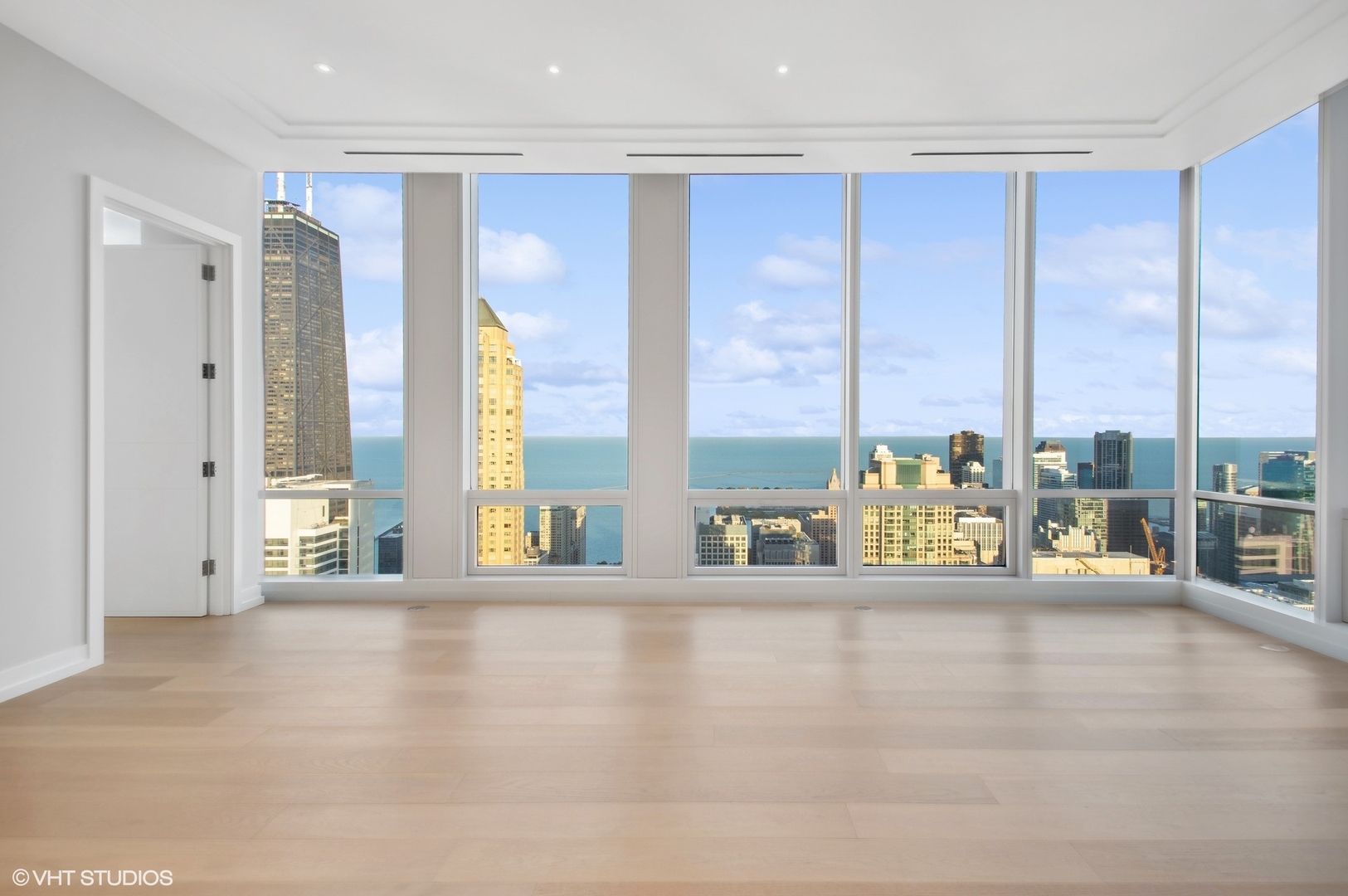 14 W Superior Street #5401, Chicago, IL