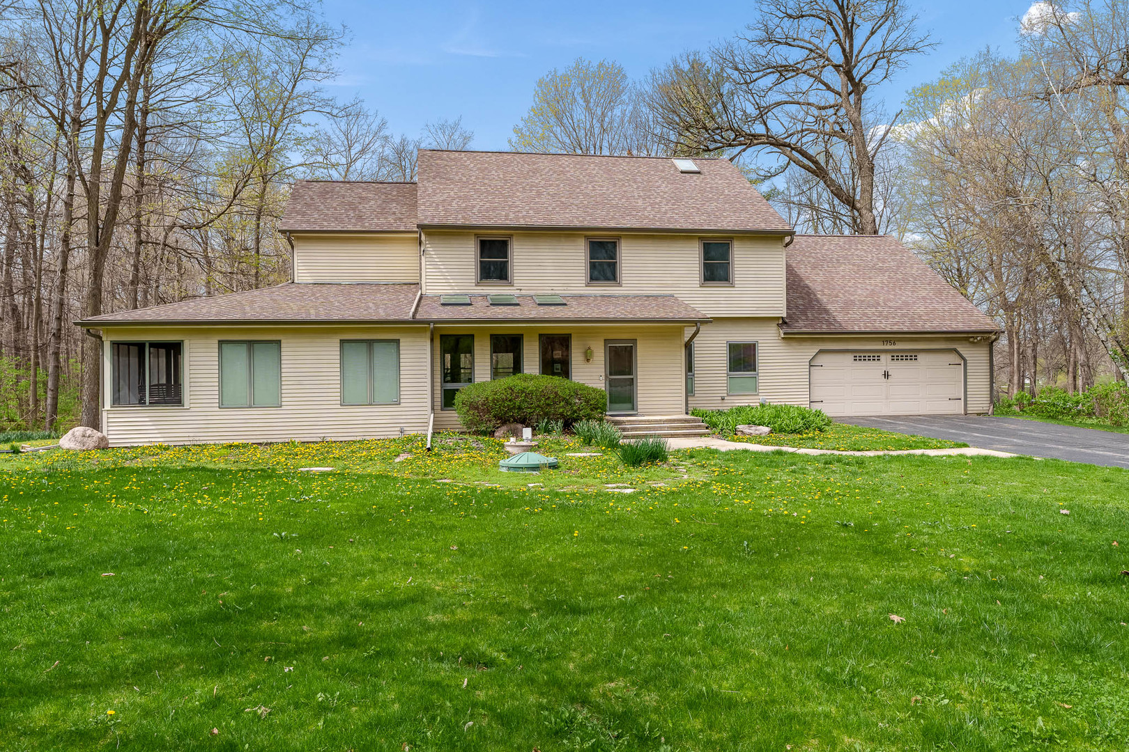 1756 APALOOSA Court, Rockford, IL