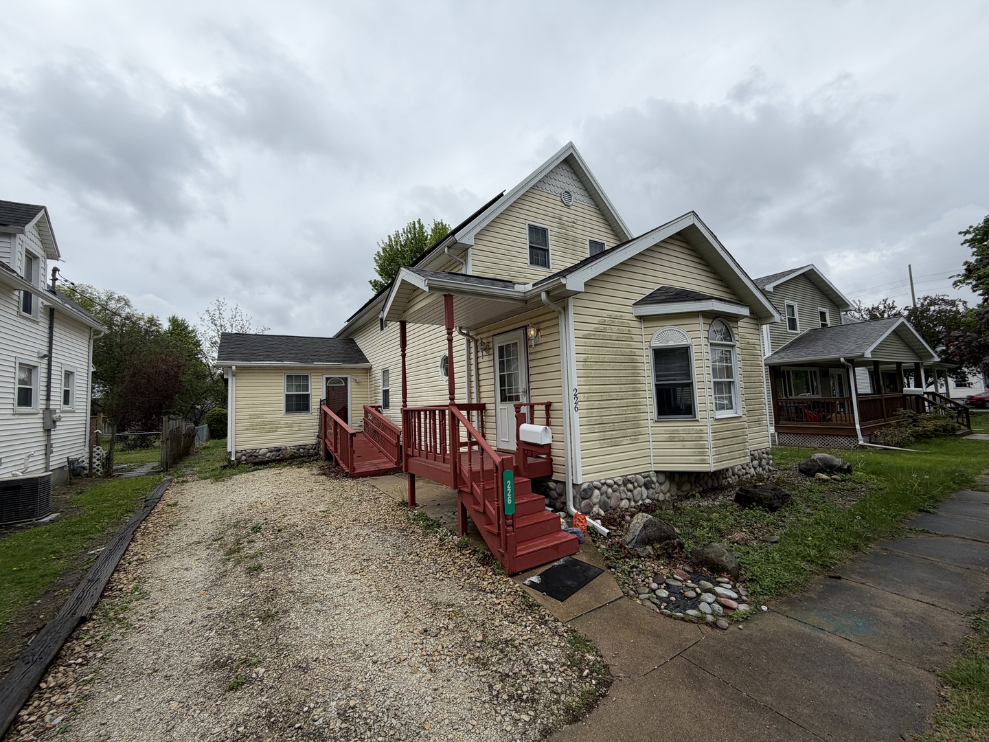 226 E Orleans Street, Paxton, IL