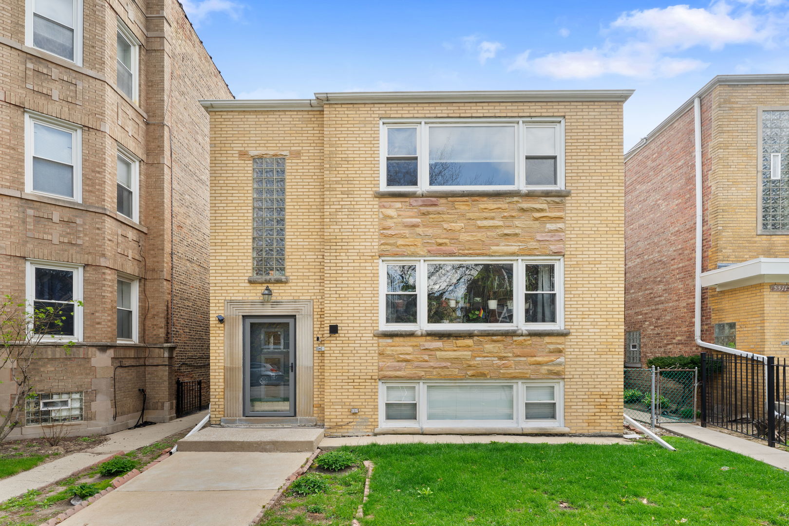5515 N Artesian Avenue #1, Chicago, IL