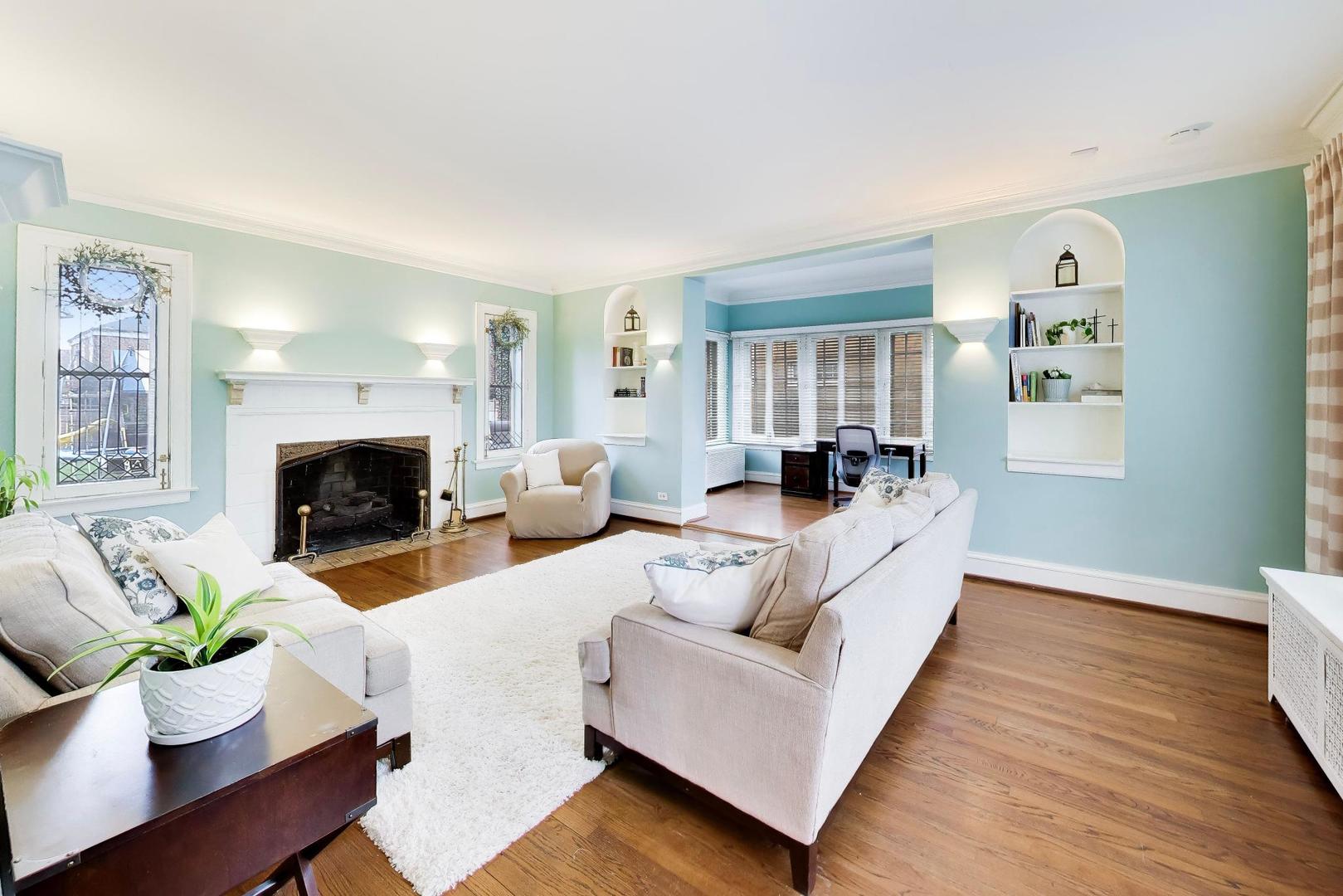 10041 S Hoyne Avenue, Chicago, IL