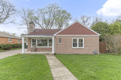 8926 Menard Avenue, Morton Grove, IL